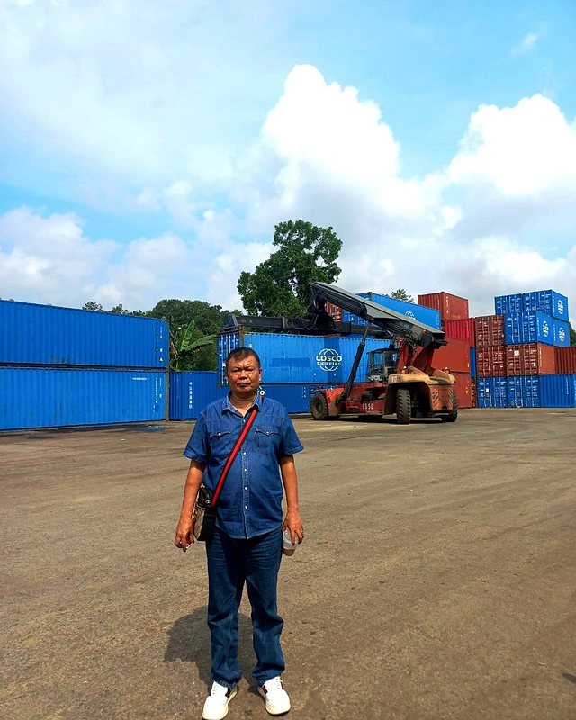 Container Holding Area — Palm Kernel Expeller, East Kalimantan